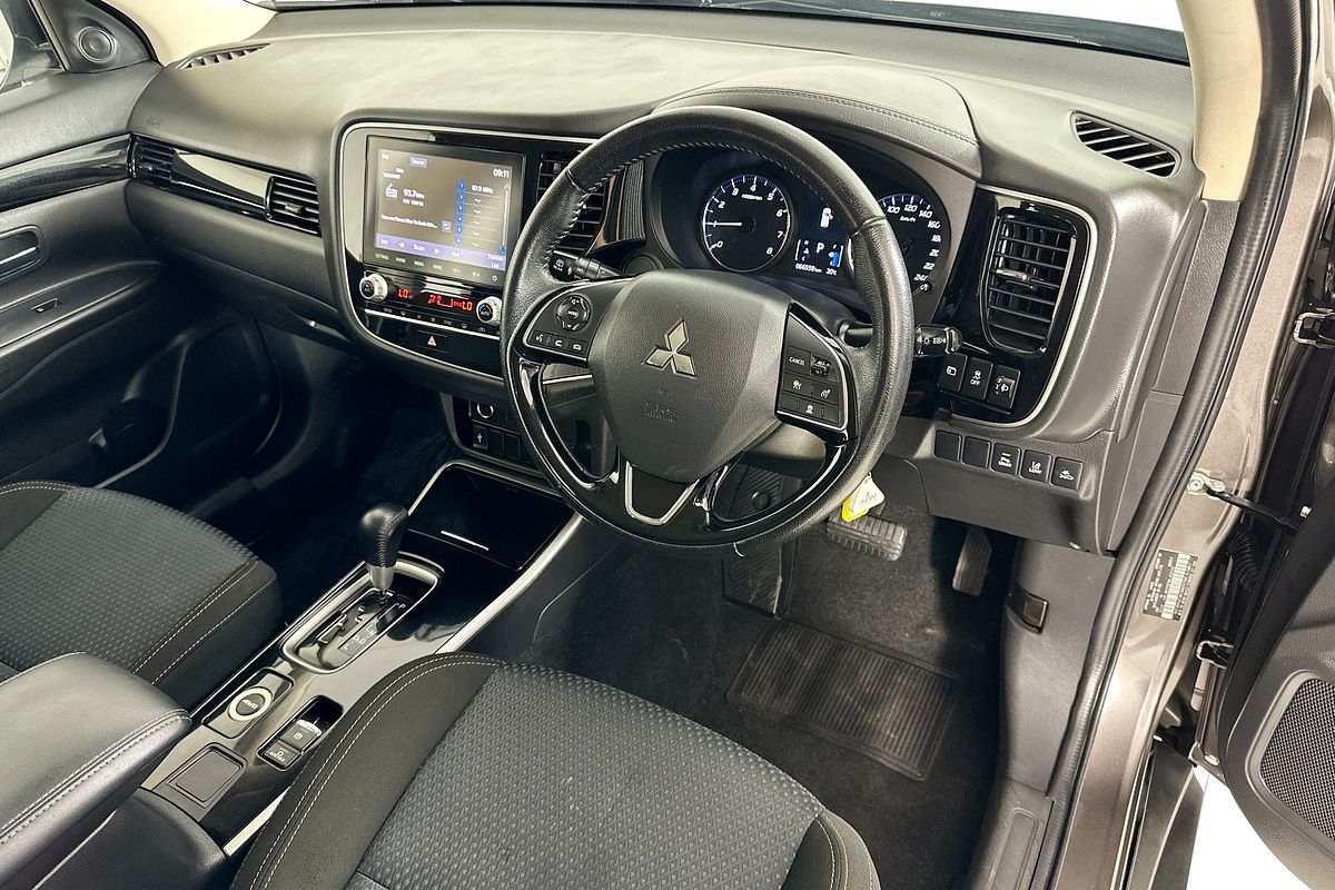 2021 Mitsubishi OUTLANDER ES 7 SEAT (AWD) ZL MY21