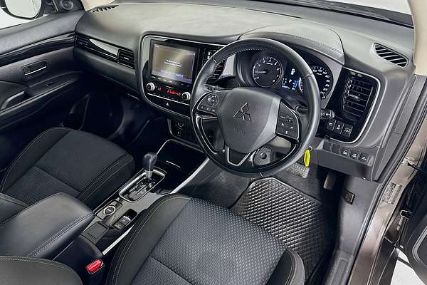 2021 Mitsubishi Outlander ES ZL