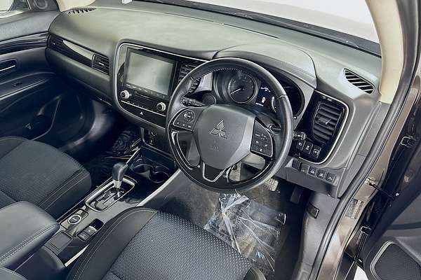 2021 Mitsubishi OUTLANDER ES 7 SEAT (AWD) ZL MY21