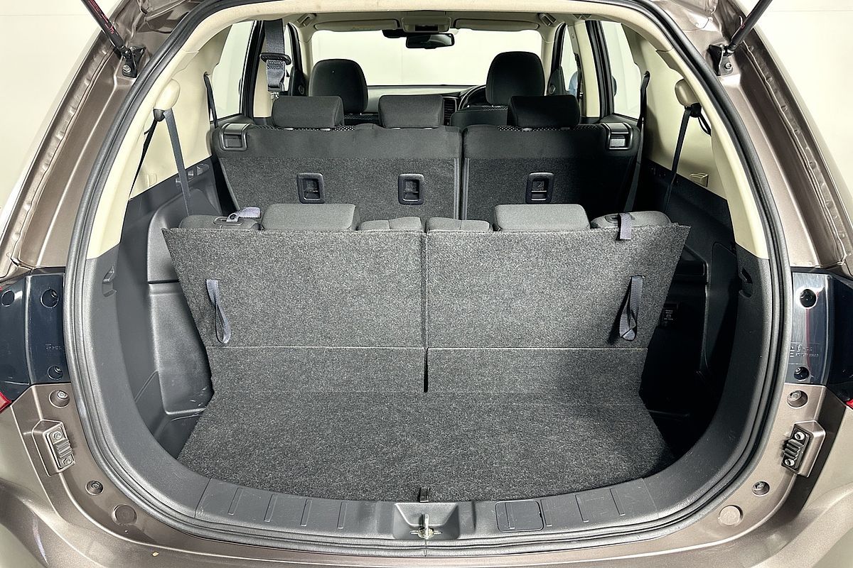 2020 Mitsubishi OUTLANDER ES 7 SEAT (AWD) ZL MY20