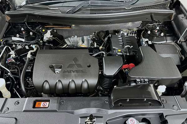 2021 Mitsubishi OUTLANDER ES 7 SEAT (AWD) ZL MY21