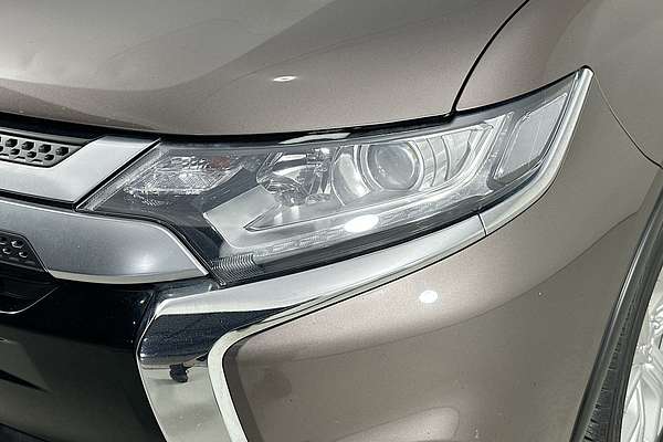 2020 Mitsubishi OUTLANDER ES 7 SEAT (AWD) ZL MY20
