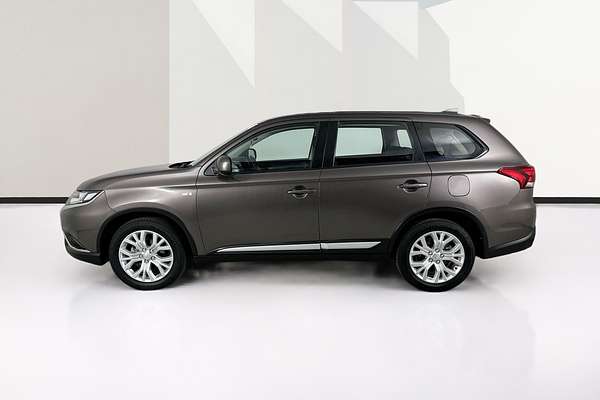2021 Mitsubishi OUTLANDER ES 7 SEAT (AWD) ZL MY21