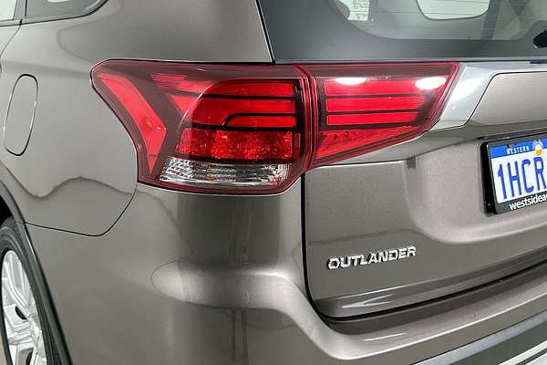 2020 Mitsubishi OUTLANDER ES 7 SEAT (AWD) ZL MY20