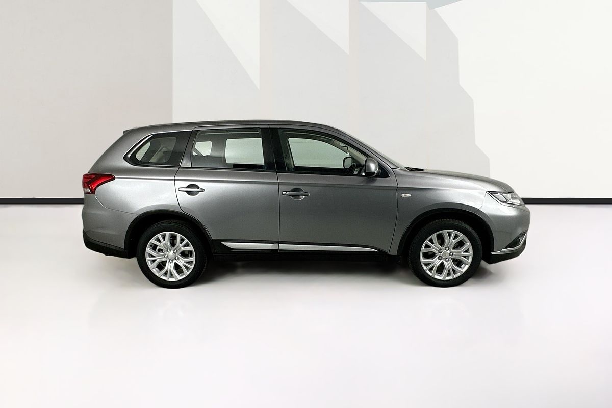 2021 Mitsubishi OUTLANDER ES ZL