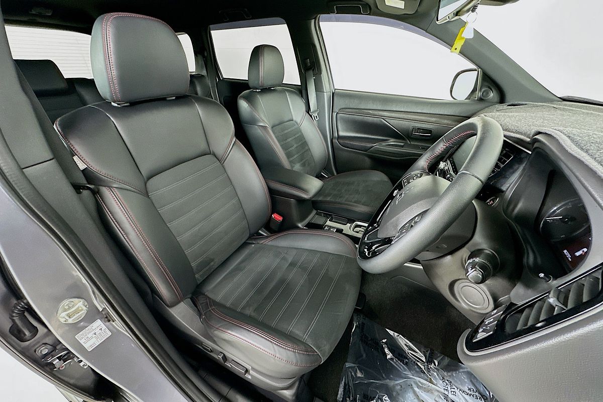 2021 Mitsubishi OUTLANDER BLACK EDITION 7 SEAT (2WD) ZL MY21