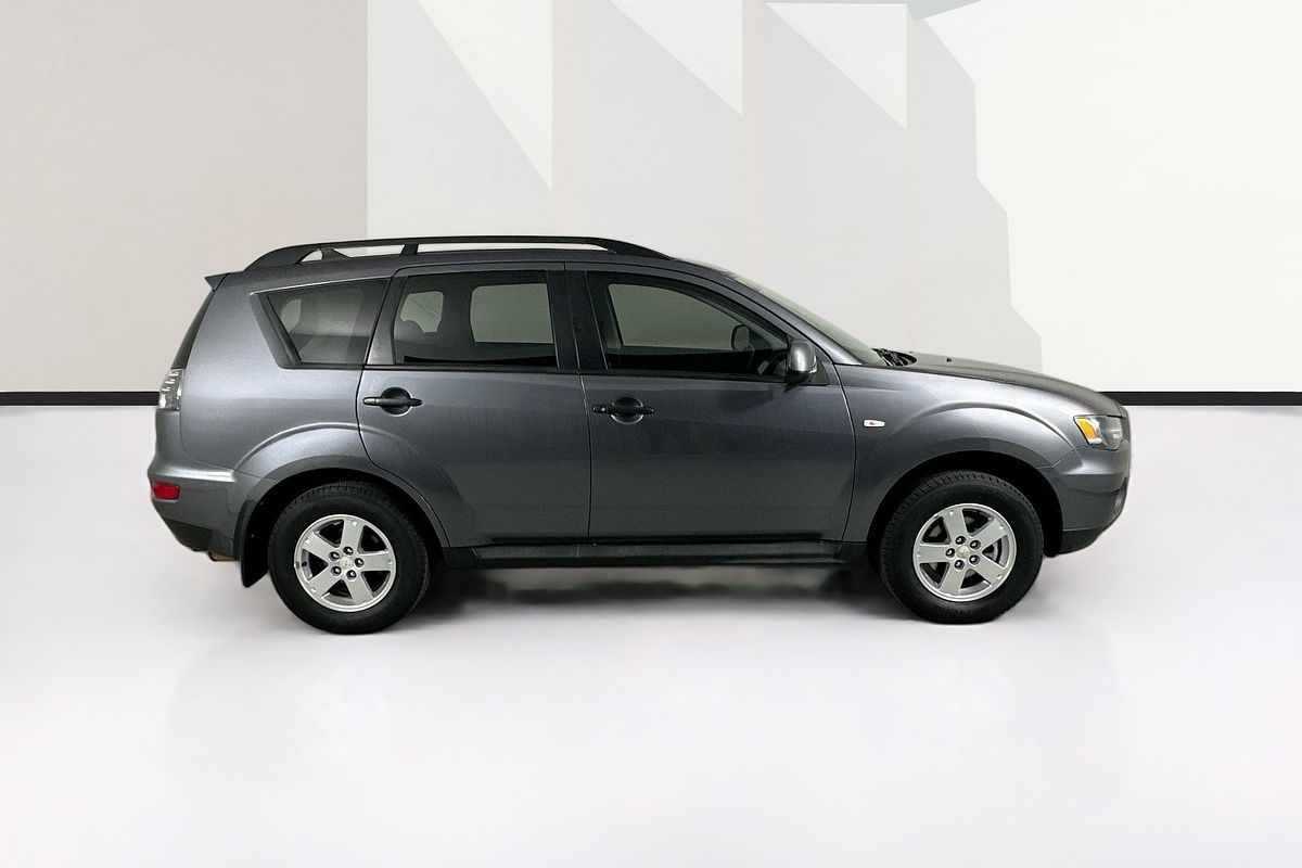2011 Mitsubishi OUTLANDER LS (FWD) ZH MY11