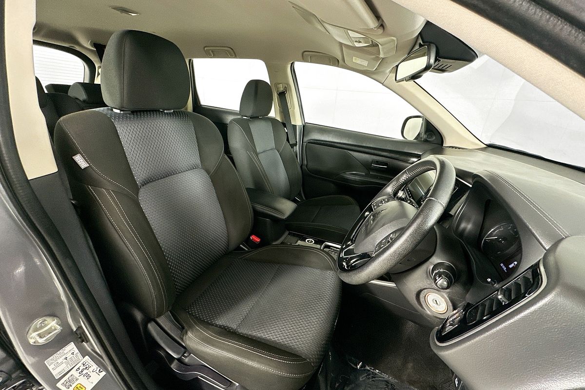 2021 Mitsubishi OUTLANDER ES 7 SEAT (AWD) ZL MY21
