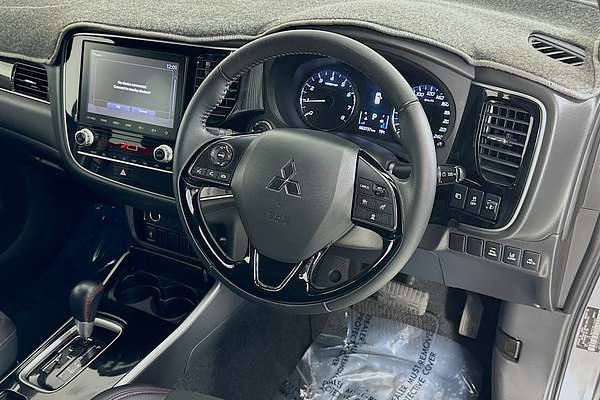 2021 Mitsubishi OUTLANDER BLACK EDITION 7 SEAT (2WD) ZL MY21