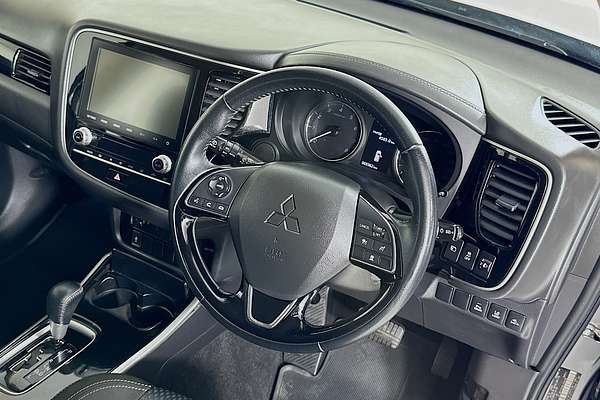 2021 Mitsubishi OUTLANDER ES 7 SEAT (AWD) ZL MY21