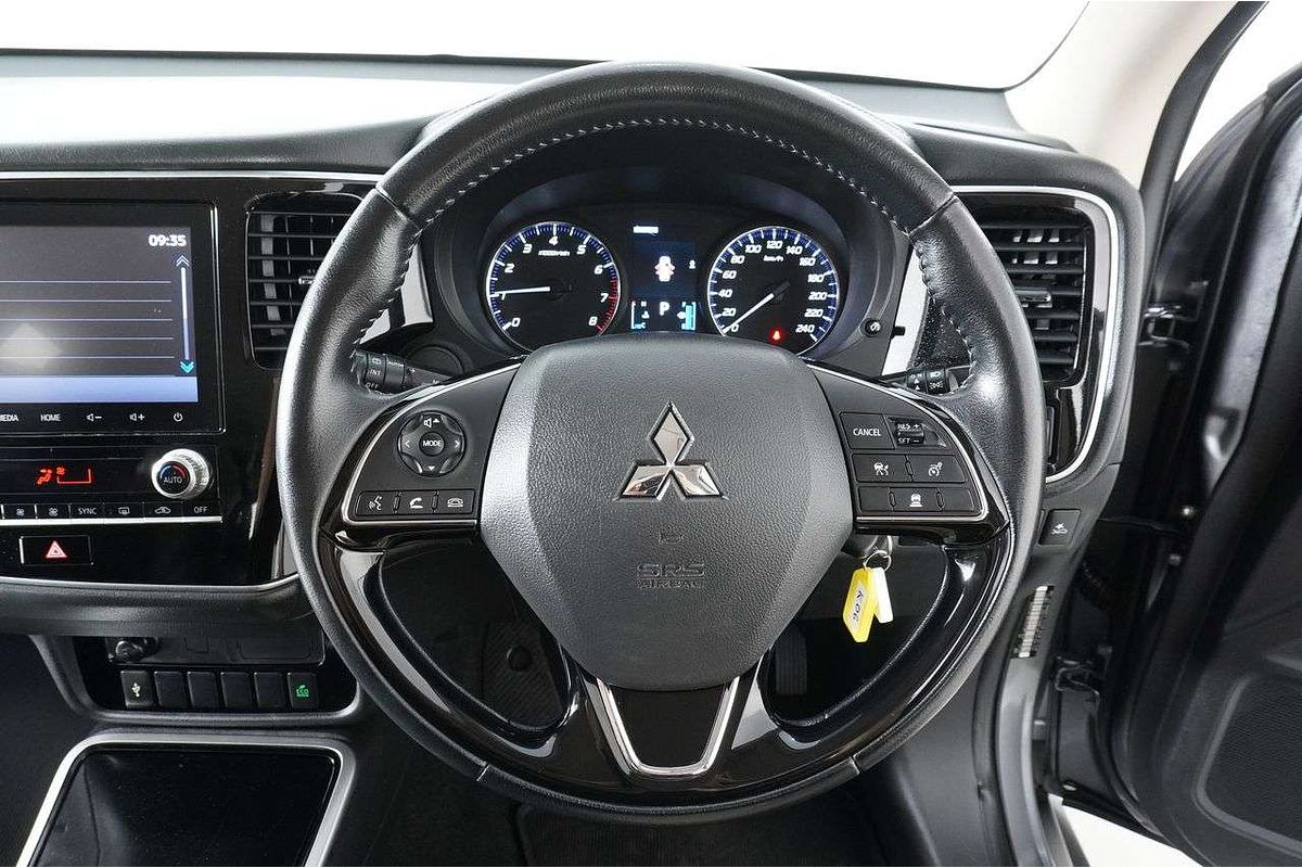 2021 Mitsubishi OUTLANDER ES 7 SEAT (AWD) ZL MY21