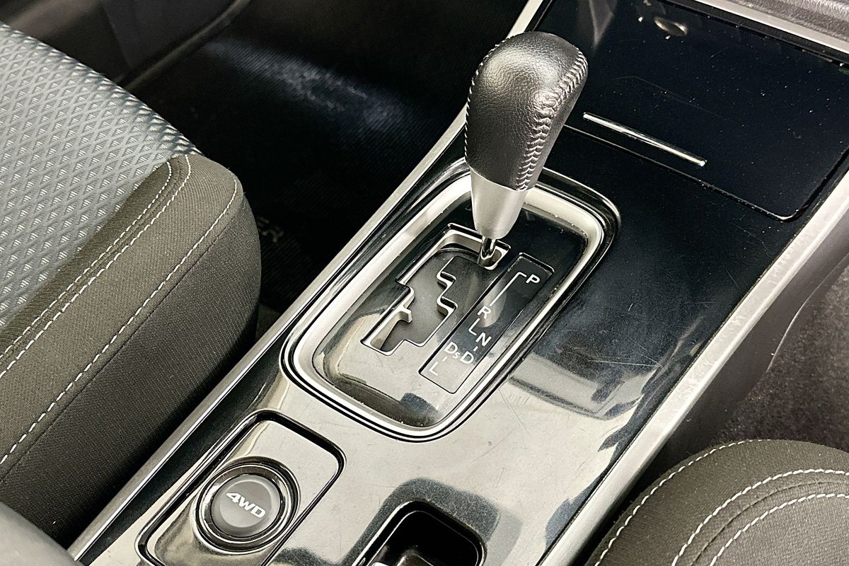2020 Mitsubishi OUTLANDER ES 7 SEAT (AWD) ZL MY20