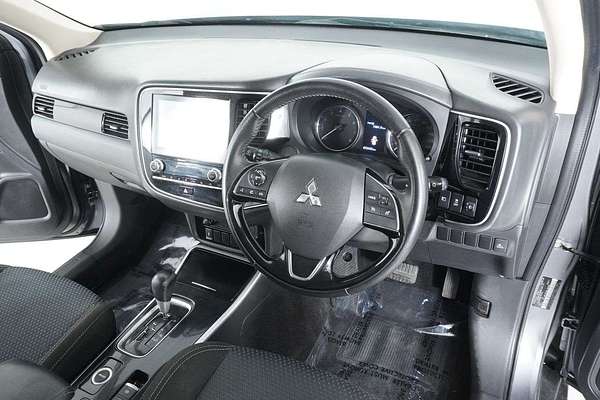 2020 Mitsubishi OUTLANDER ES 7 SEAT (AWD) ZL MY20