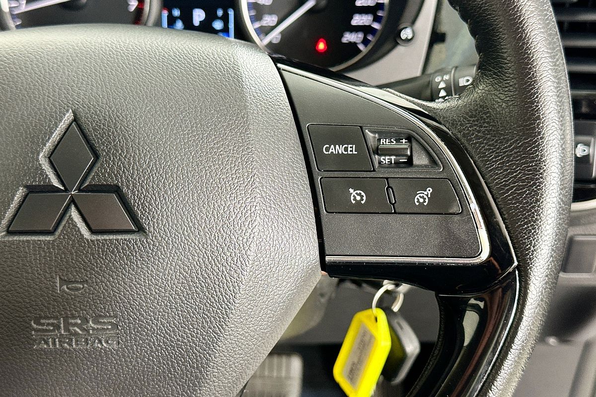 2018 Mitsubishi OUTLANDER ES 7 SEAT (AWD) ZL MY19