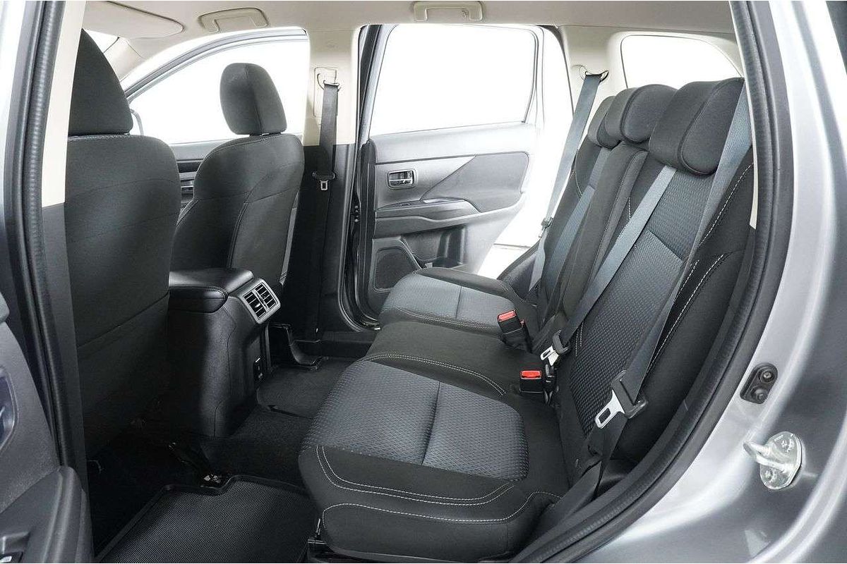 2021 Mitsubishi OUTLANDER ES 7 SEAT (AWD) ZL MY21