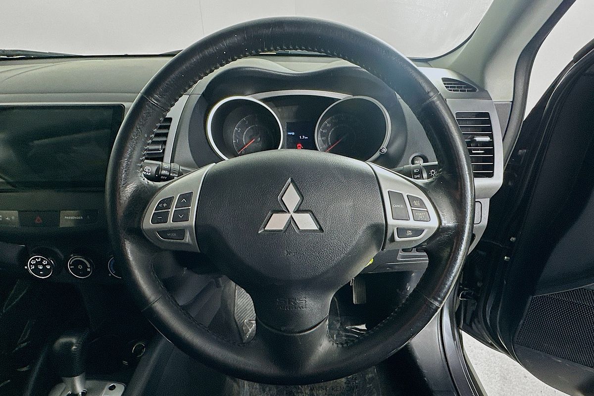 2011 Mitsubishi OUTLANDER LS (FWD) ZH MY11