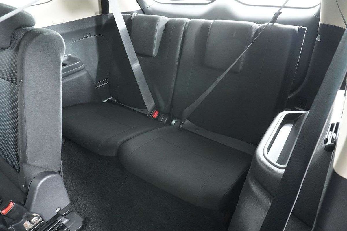 2021 Mitsubishi OUTLANDER ES 7 SEAT (AWD) ZL MY21