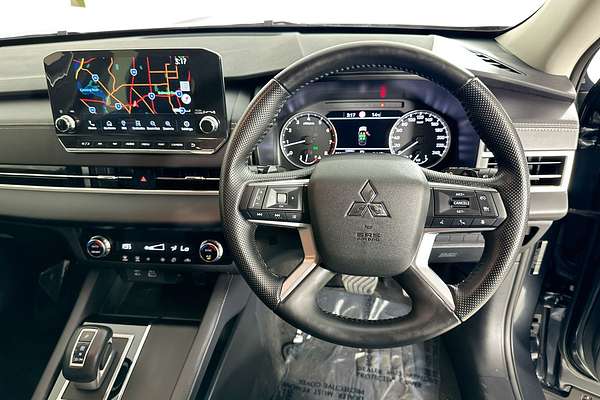 2024 Mitsubishi OUTLANDER LS 7 SEAT (2WD) ZM MY24