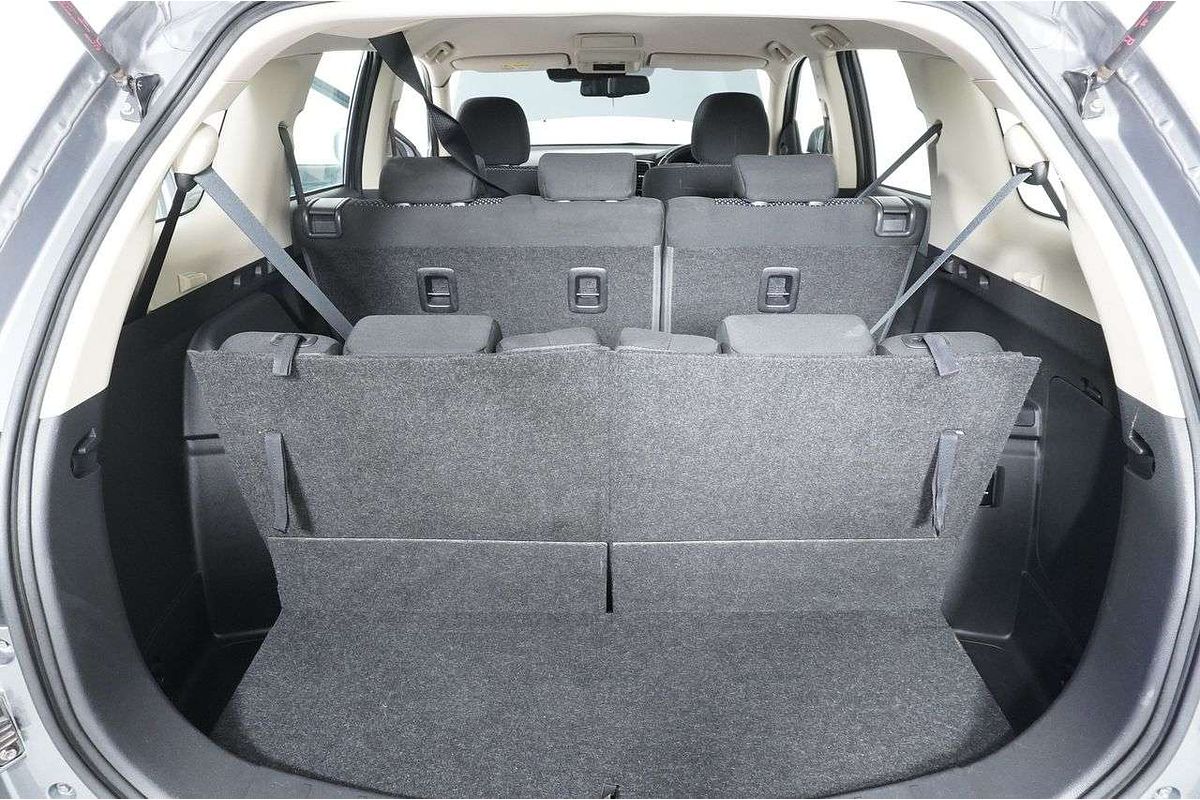 2020 Mitsubishi OUTLANDER ES 7 SEAT (AWD) ZL MY20