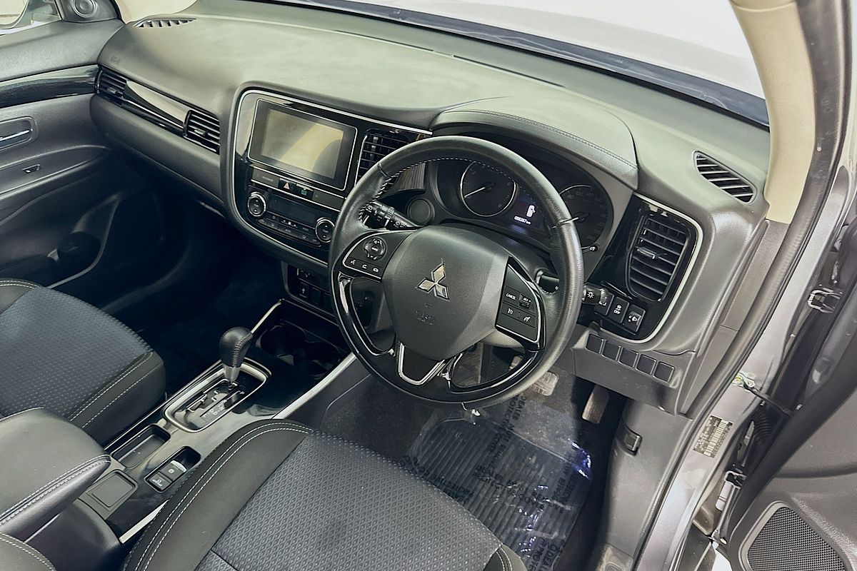 2019 Mitsubishi OUTLANDER ES 7 SEAT (2WD) ZL MY19