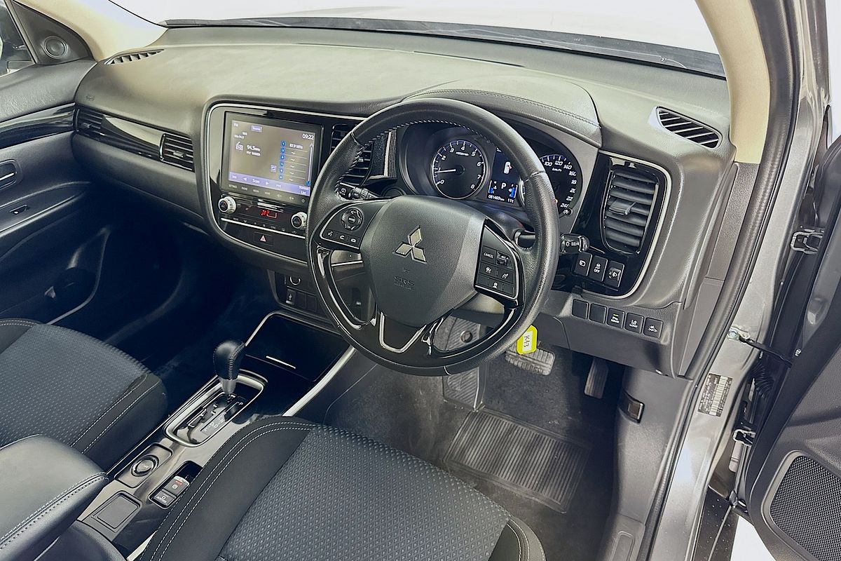 2021 Mitsubishi OUTLANDER ES 7 SEAT (AWD) ZL MY21