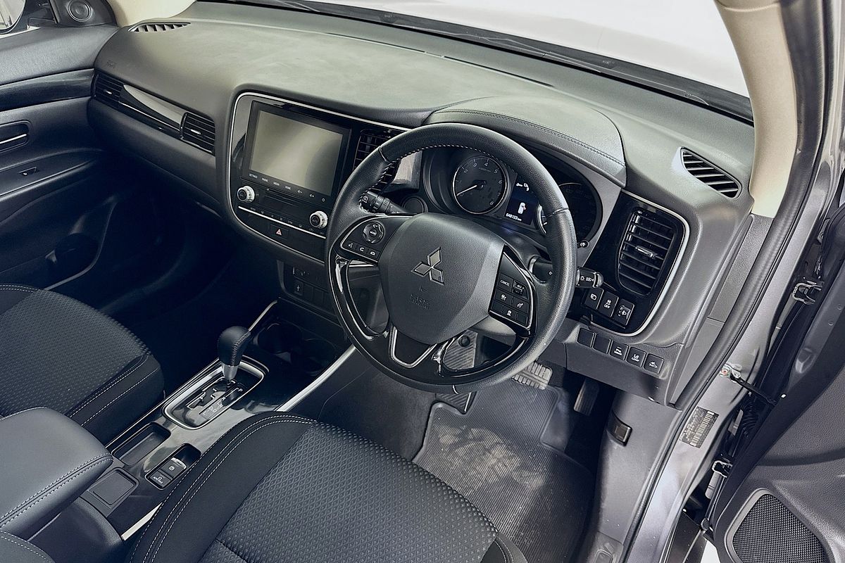 2021 Mitsubishi Outlander ES 7 SEAT (2WD) ZM MY22