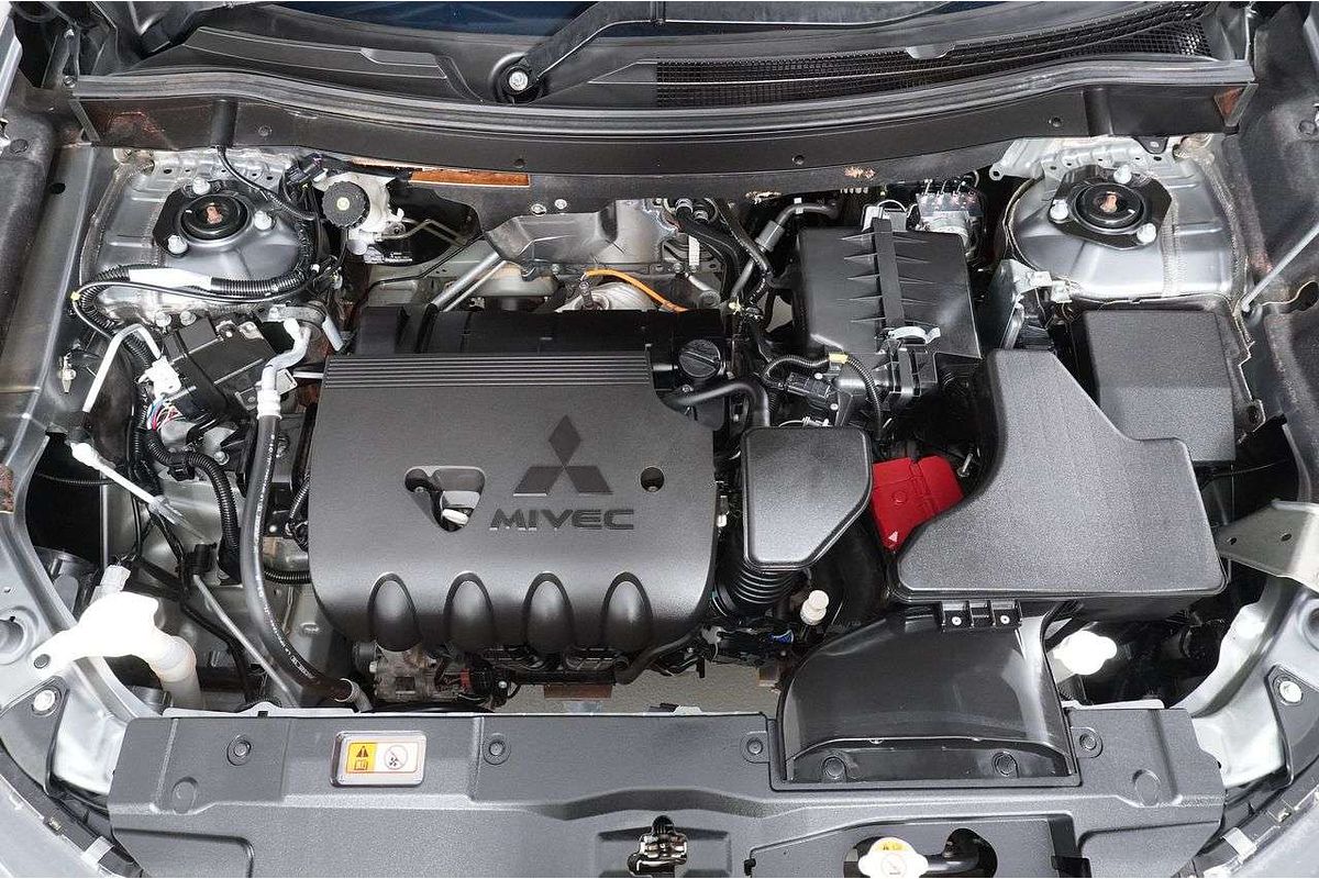 2021 Mitsubishi OUTLANDER ES 7 SEAT (AWD) ZL MY21