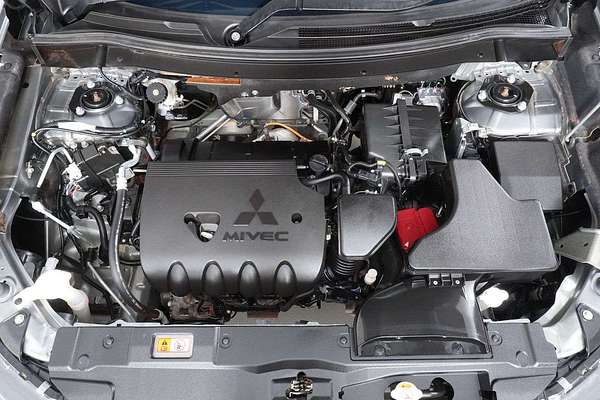 2021 Mitsubishi OUTLANDER ES 7 SEAT (AWD) ZL MY21