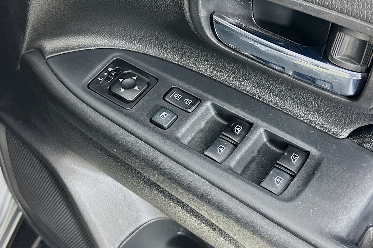 2021 Mitsubishi OUTLANDER ES ZL