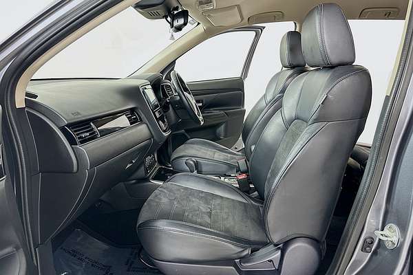 2019 Mitsubishi OUTLANDER LS 7 SEAT (AWD) ZL MY19