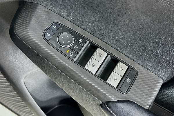 2024 Mitsubishi Outlander LS ZM