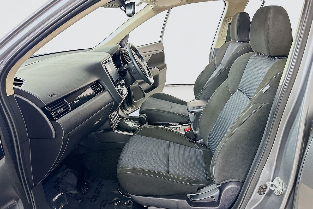 2021 Mitsubishi OUTLANDER ES 7 SEAT (AWD) ZL MY21