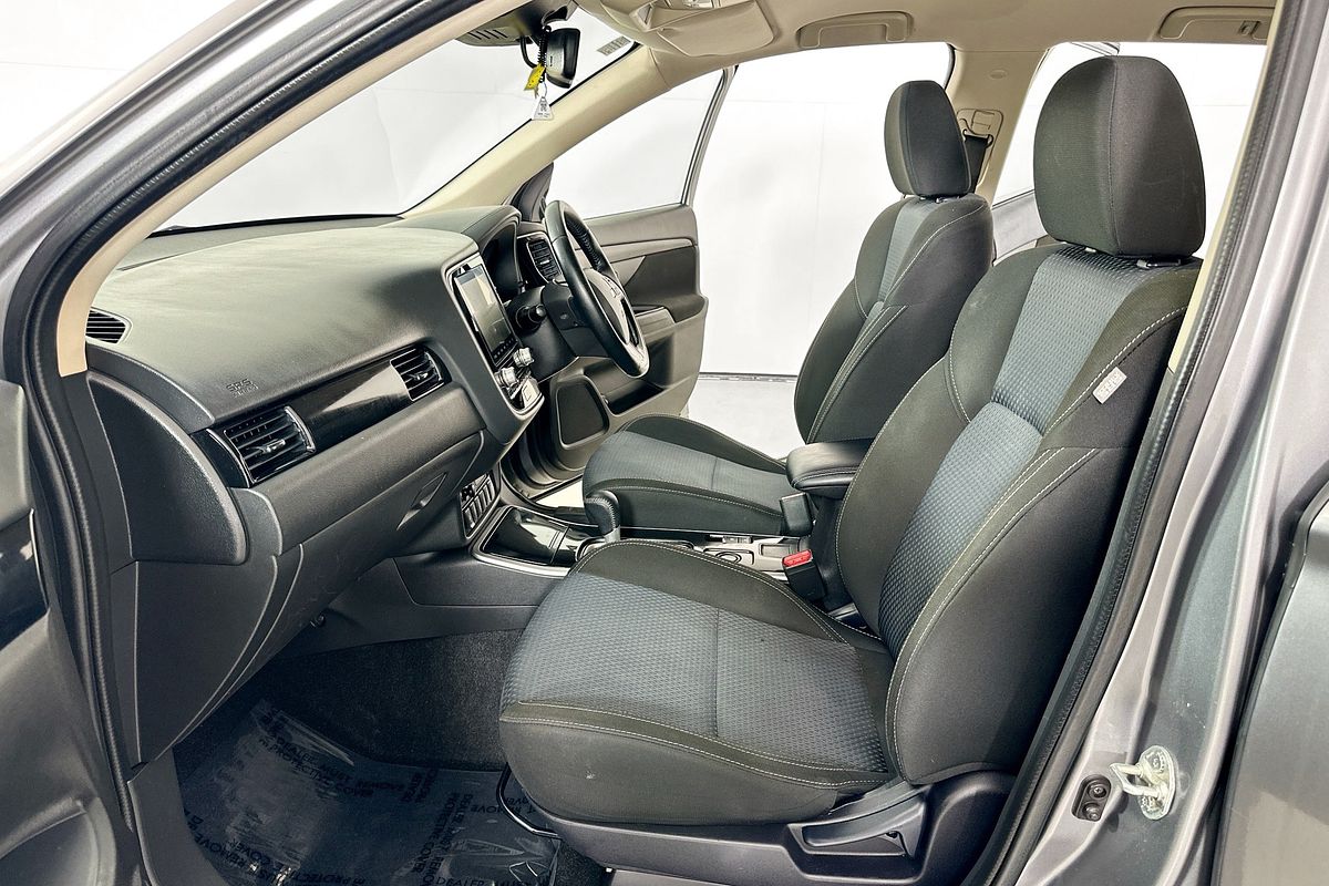 2021 Mitsubishi OUTLANDER ES 7 SEAT (AWD) ZL MY21