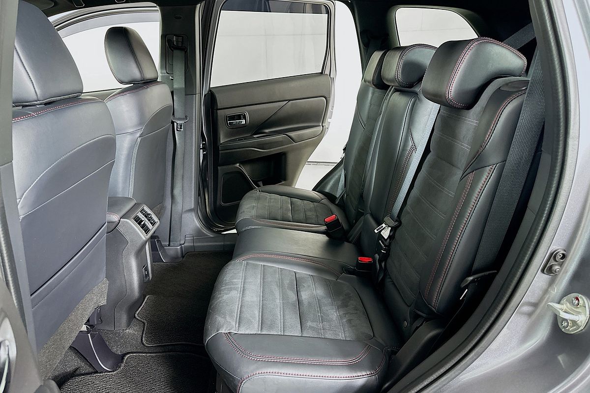 2021 Mitsubishi OUTLANDER BLACK EDITION 7 SEAT (2WD) ZL MY21