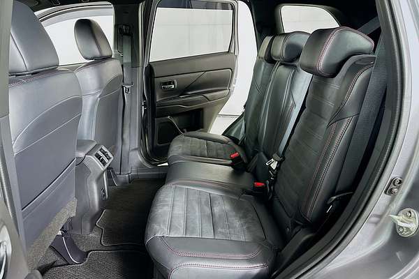 2021 Mitsubishi OUTLANDER BLACK EDITION 7 SEAT (2WD) ZL MY21