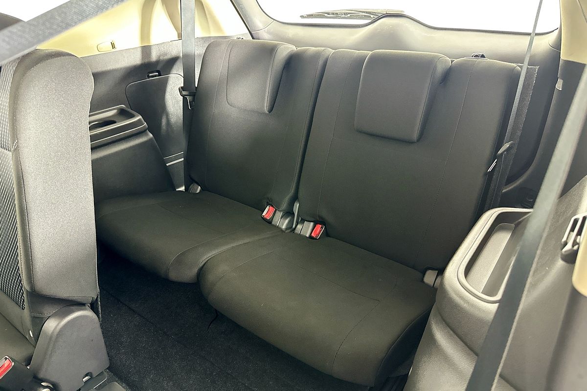 2020 Mitsubishi OUTLANDER ES 7 SEAT (AWD) ZL MY20