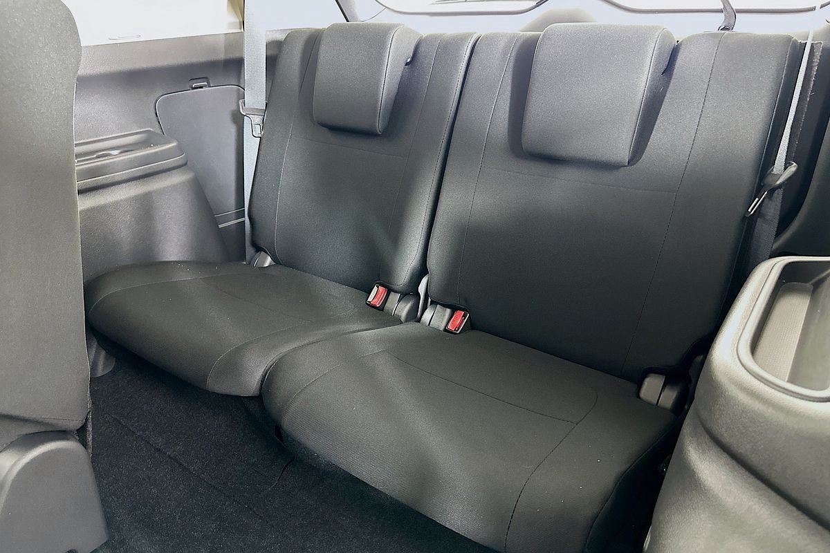 2021 Mitsubishi OUTLANDER ES 7 SEAT (2WD) ZL MY21
