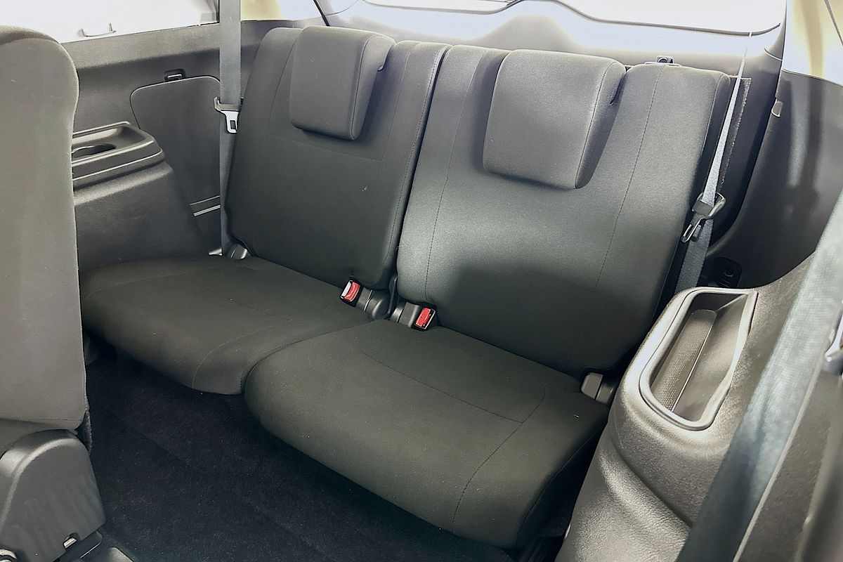 2021 Mitsubishi OUTLANDER ES 7 SEAT (AWD) ZL MY21