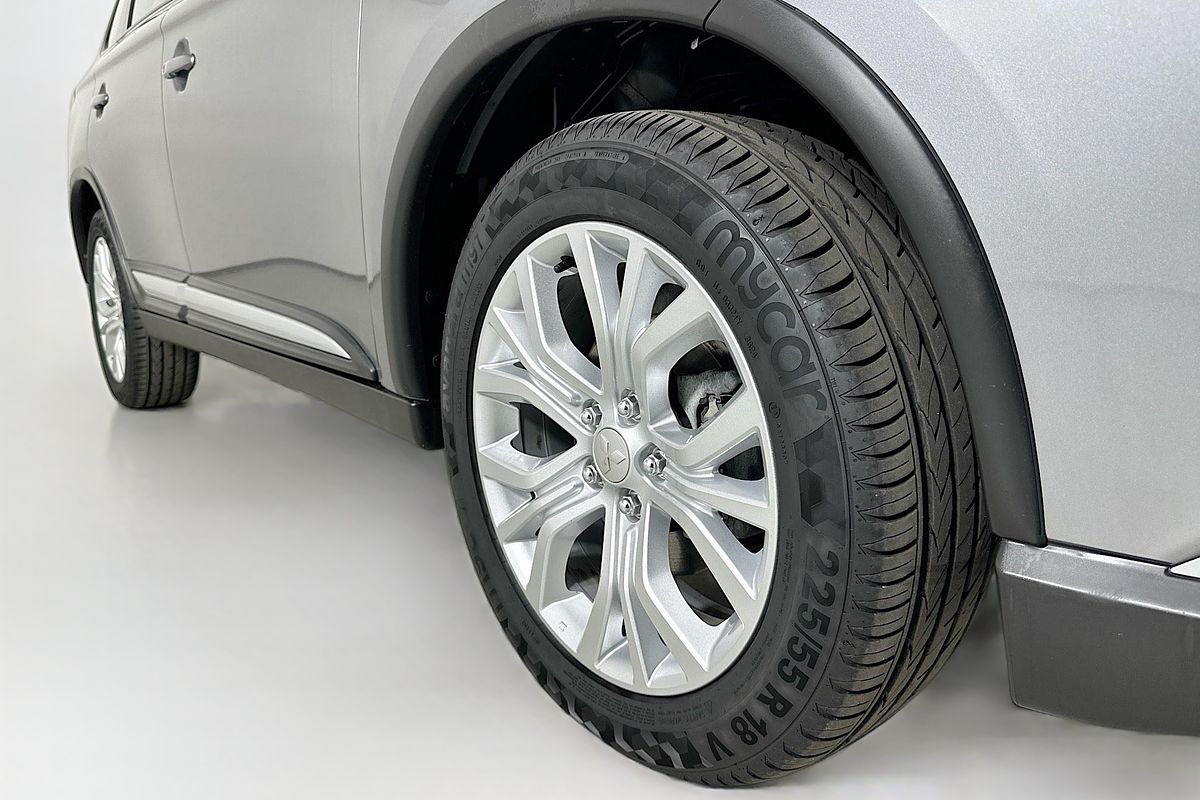 2021 Mitsubishi OUTLANDER ES 7 SEAT (2WD) ZL MY21
