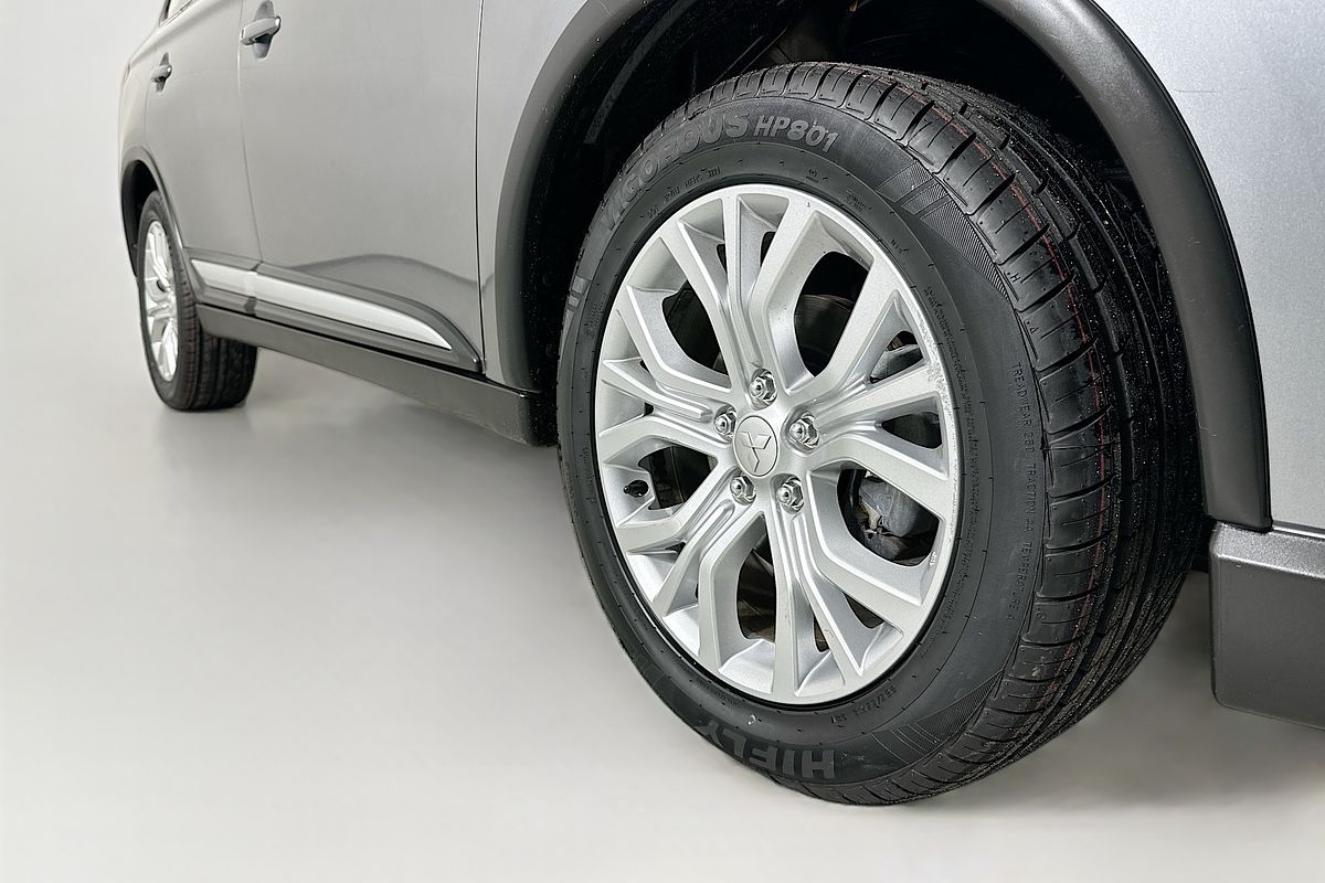 2021 Mitsubishi OUTLANDER ES 7 SEAT (AWD) ZL MY21