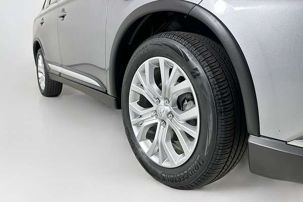 2021 Mitsubishi OUTLANDER ES 7 SEAT (AWD) ZL MY21