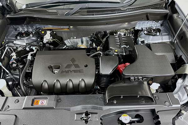 2021 Mitsubishi Outlander ES 7 SEAT (2WD) ZM MY22