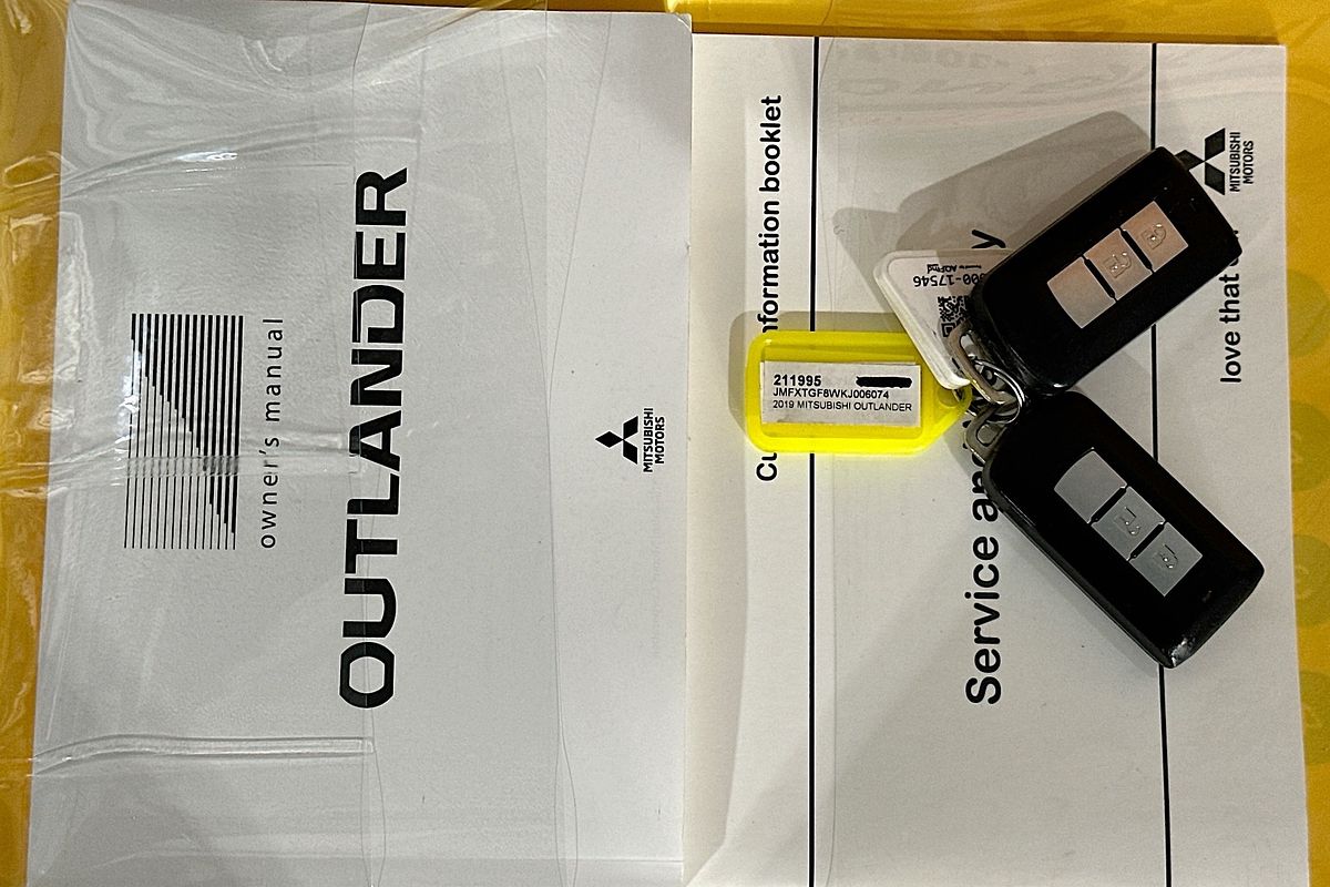 2019 Mitsubishi OUTLANDER LS 7 SEAT (AWD) ZL MY19