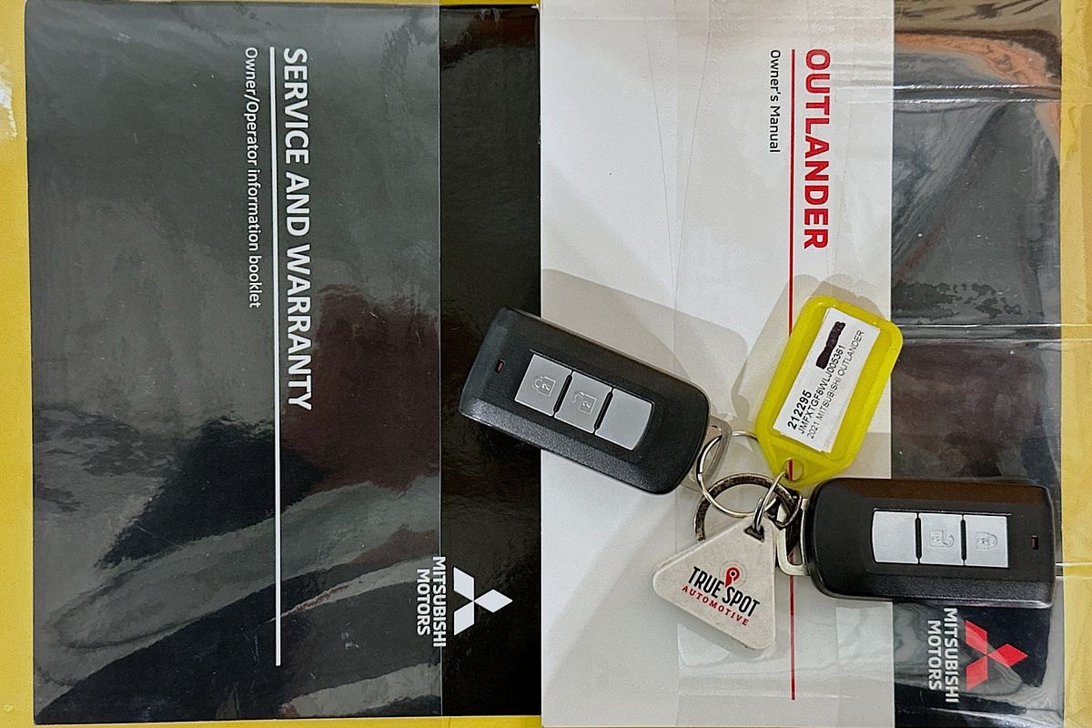 2021 Mitsubishi OUTLANDER BLACK EDITION 7 SEAT (2WD) ZL MY21