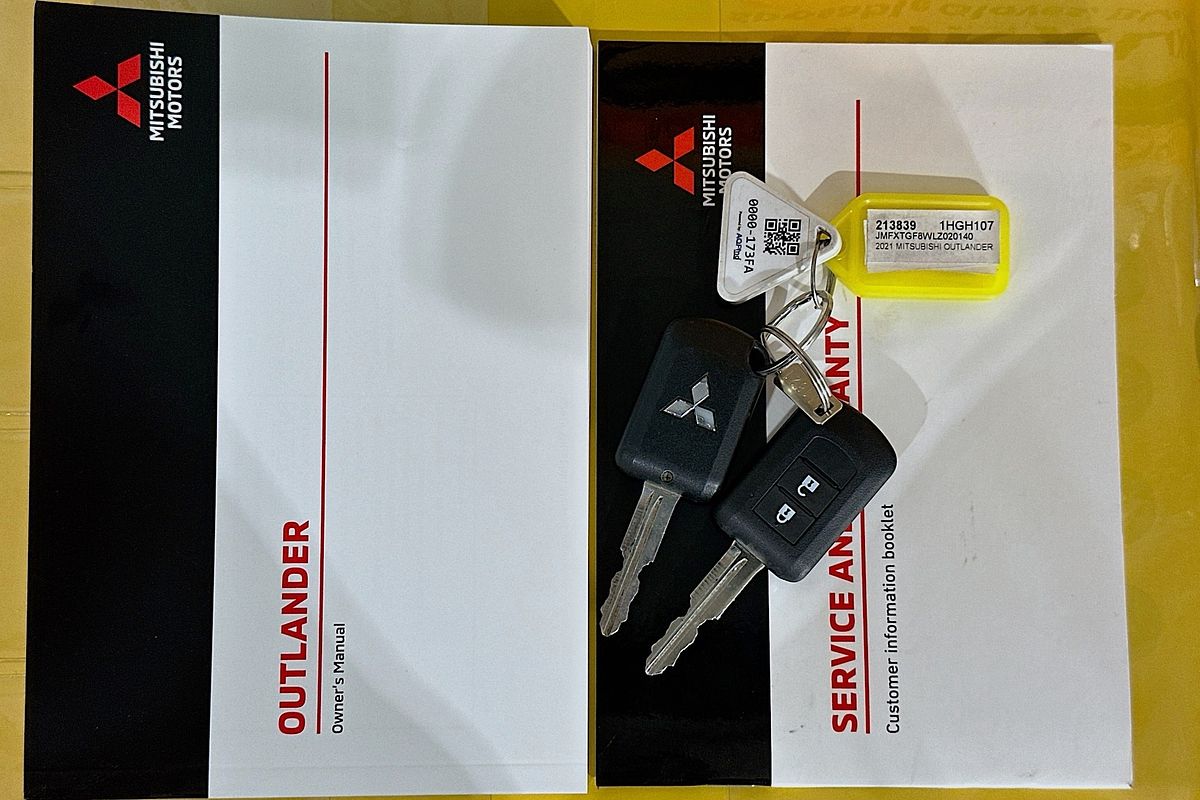 2021 Mitsubishi OUTLANDER ES 7 SEAT (2WD) ZL MY21
