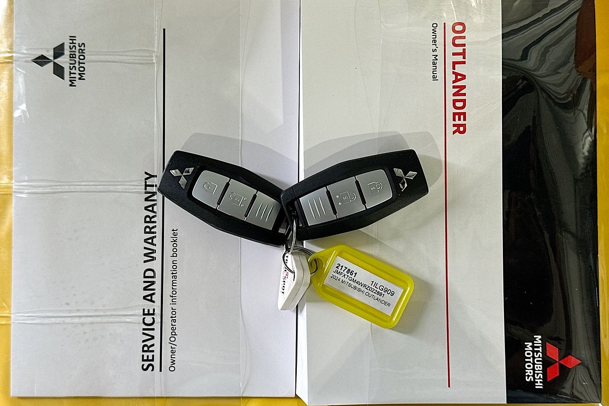 2024 Mitsubishi OUTLANDER LS 7 SEAT (2WD) ZM MY24