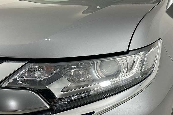 2021 Mitsubishi OUTLANDER ES 7 SEAT (2WD) ZL MY21