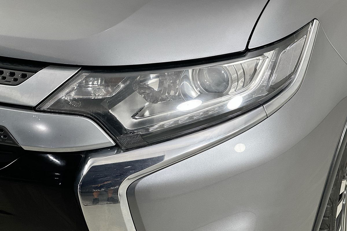 2018 Mitsubishi OUTLANDER ES 7 SEAT (AWD) ZL MY19