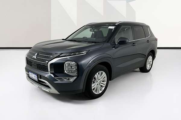 2024 Mitsubishi Outlander LS ZM