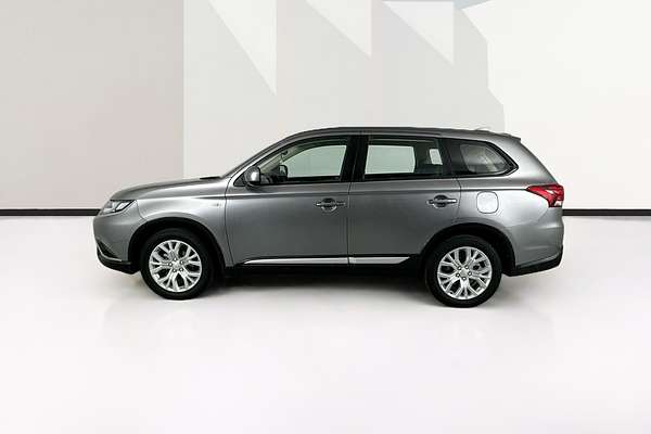 2021 Mitsubishi OUTLANDER ES ZL